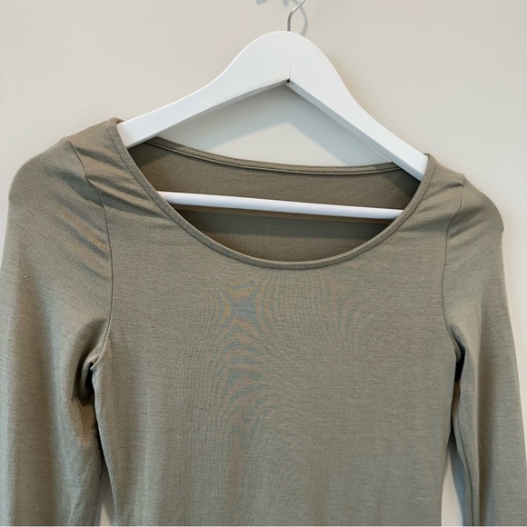 Joah Brown Boatneck Long Sleeve Tshirt Tee T-shirt Neutral Essentials Basic Top - Picture 4 of 12